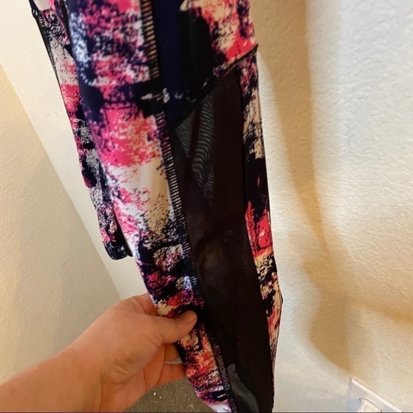 Yitong Leggings with Mesh Side Pink Size:S/M - Picture 2 of 4